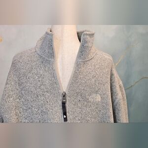 North Face Grey Tan Heather Quarter/Half Zip Sweater